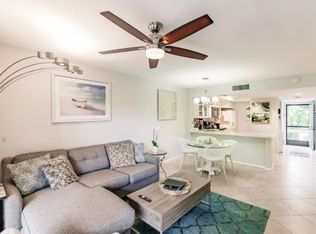 600 Neapolitan Way #120, Naples, FL 34103