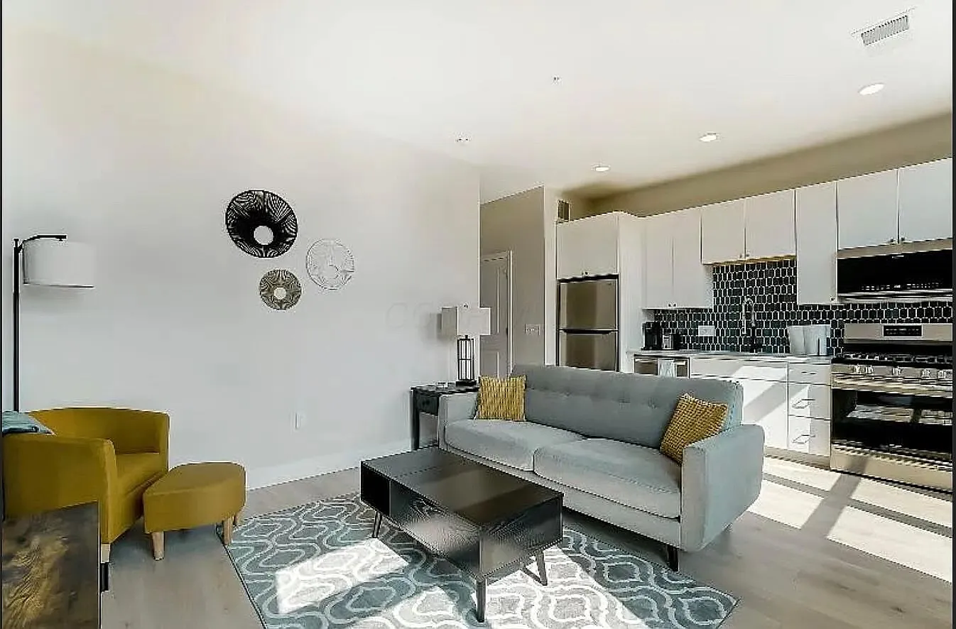 1 bed, $2,850 — Photo 2