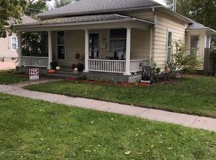 414 W 21st St, Kearney, NE 68845