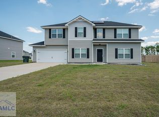 158 Legacy Ln, Hinesville, GA 31313