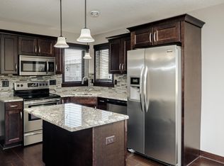 3381 Portage Cir NW, Rochester, MN 55901