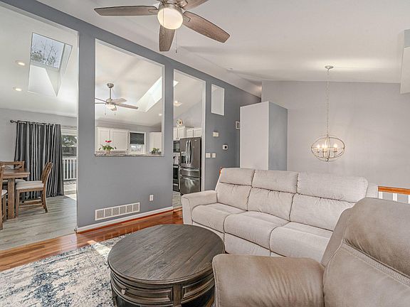 5th image of 202 Saint Marys Rd