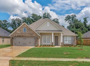 240 Cullom Dr, Bossier City, LA 71112