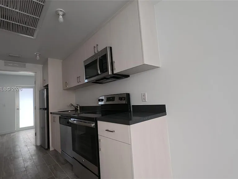 1035 Euclid Ave #25 — Photo 22