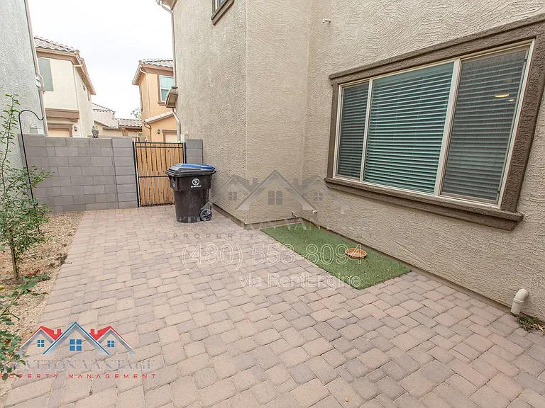 11689 N 166th Dr — Photo 54