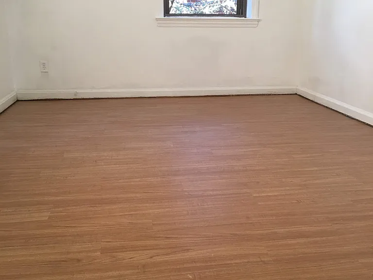 418 Main St #B2 — Photo 11