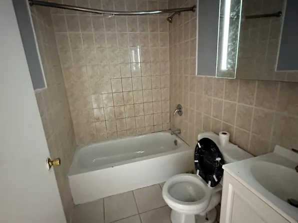 807 Barbey Street image 16 of 27