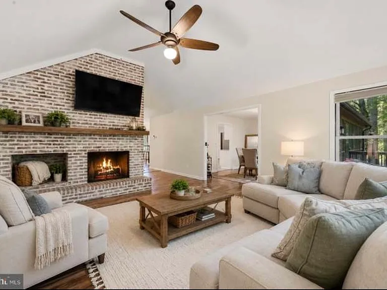203 Birchside Cir — Photo 10