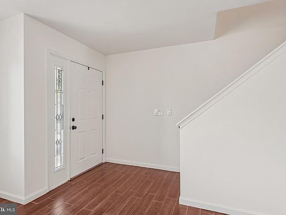 3rd image of 3357 Wiehle St