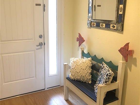 3rd image of 1470 Wood Ave APT 204