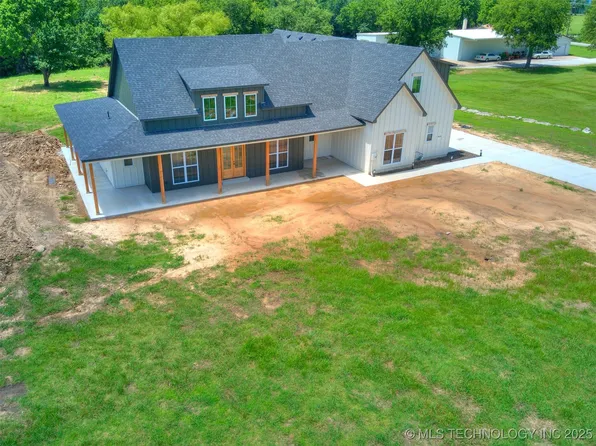 8510 N Quebec Ave, Sperry, OK 74073