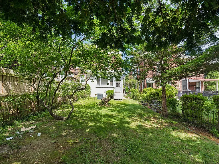 24 E Mount Pleasant Ave #1 — Photo 32