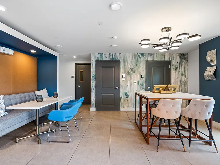 3925 Fair Ridge Dr #201 — Photo 37
