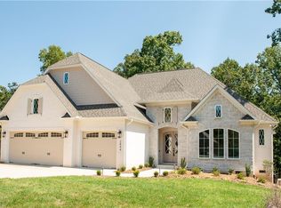 2844 Saint Giles Ct, High Point, NC 27262