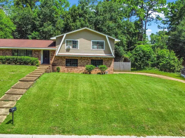 333 Ridgewood Dr, Daphne, AL 36526