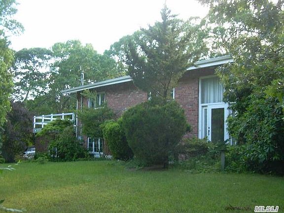 2nd image of 8 Norman Dr