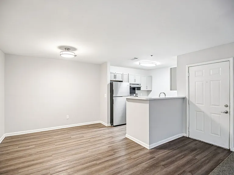 18Thirty Apartments — Photo 42