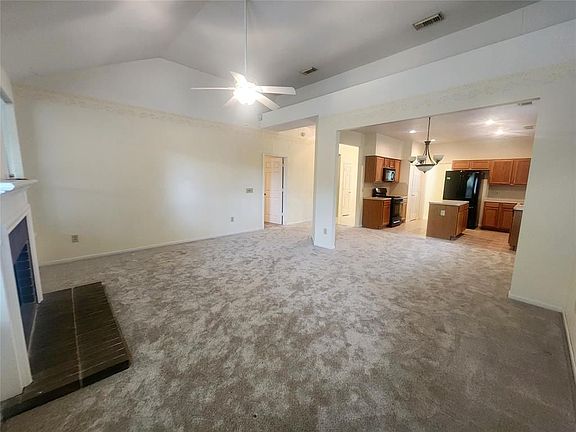 2nd image of 18175 Holly Forest Dr
