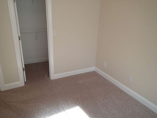 3rd image of 5255 Mackenzie Ct