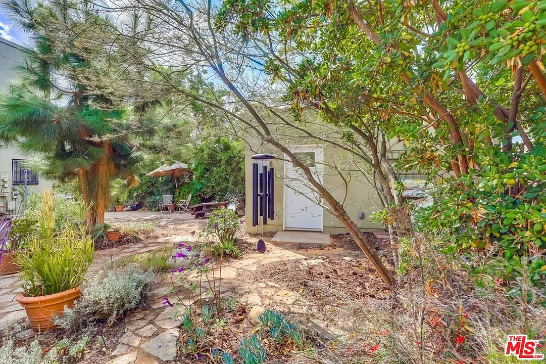 Studio, 1.0 bath, 300 sqft, $1,795 — Photo 1