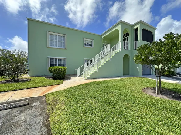 2130 SE Wild Meadow Cir, Port Saint Lucie, FL 34952