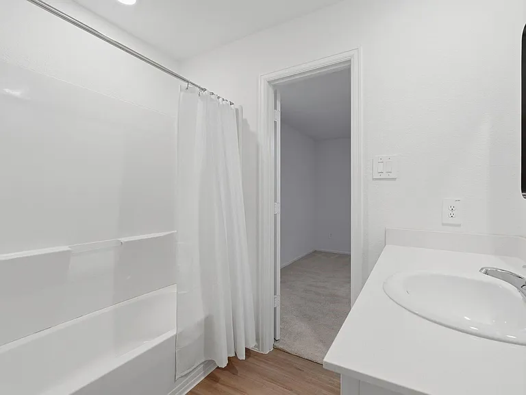 235 River Grove Ct — Photo 16