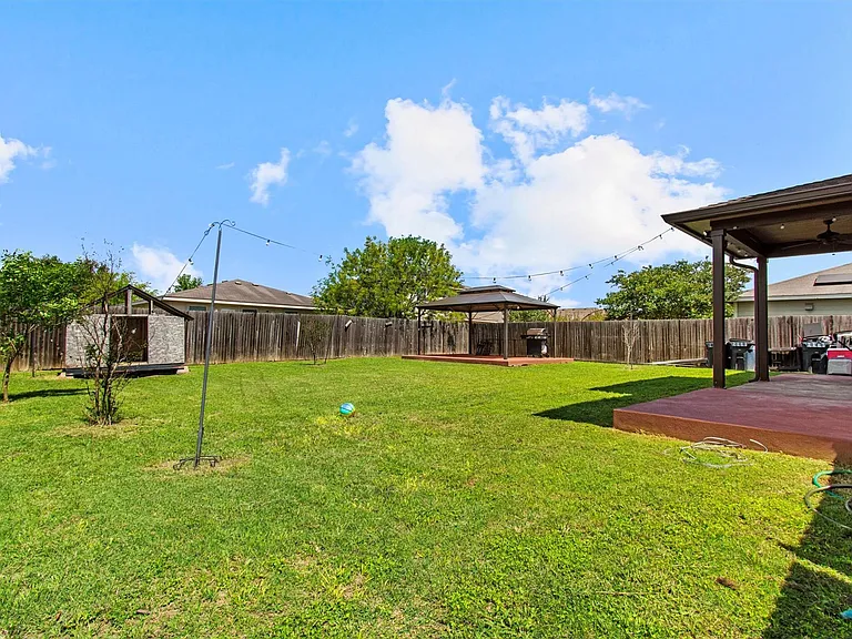 303 Quail Hollow Dr — Photo 30