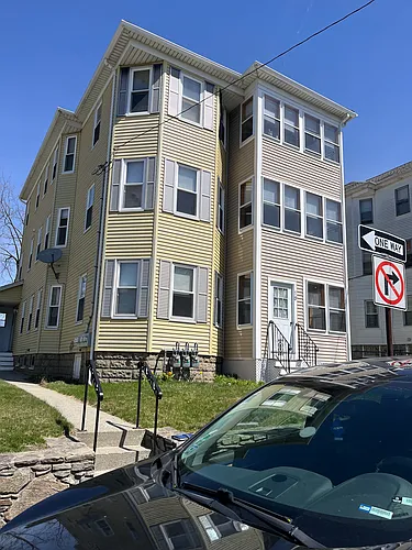 19 King Philip Rd #2 Photo 1