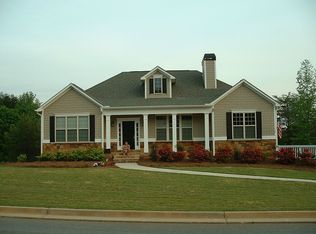 16 N Village Cres, Rydal, GA 30171