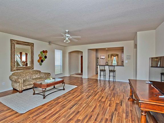 5th image of 18522 Lodgepole Pine St