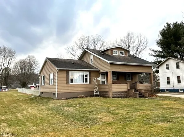 316 East Ave, Gnadenhutten, OH 44629