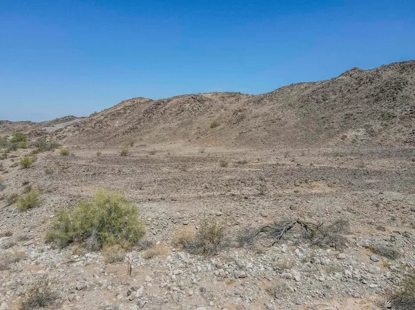 10300 S Gold Bar Dr, Yuma, AZ 85367