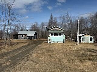 2nd image of 47 New Portland Road