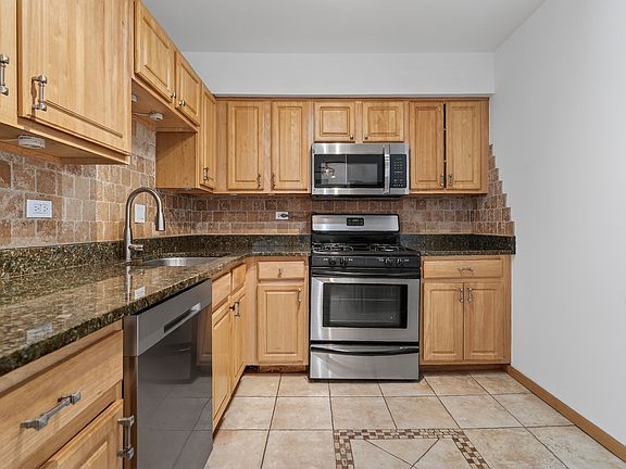 3rd image of 3000 Bayside Dr Unit 202