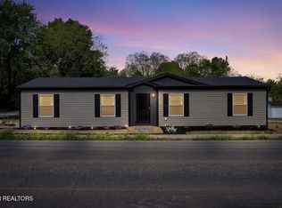 9 Hamilton St, Englewood, TN 37329