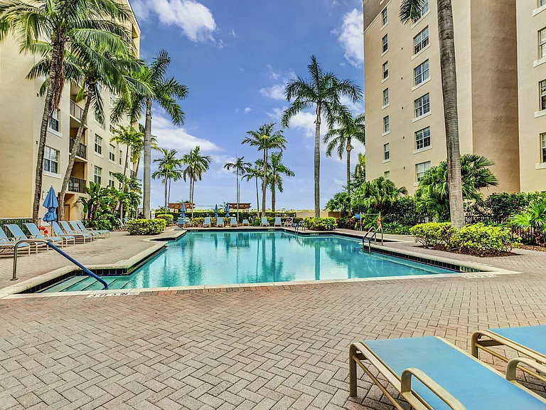 1805 N Flagler Dr #115 — Photo 27