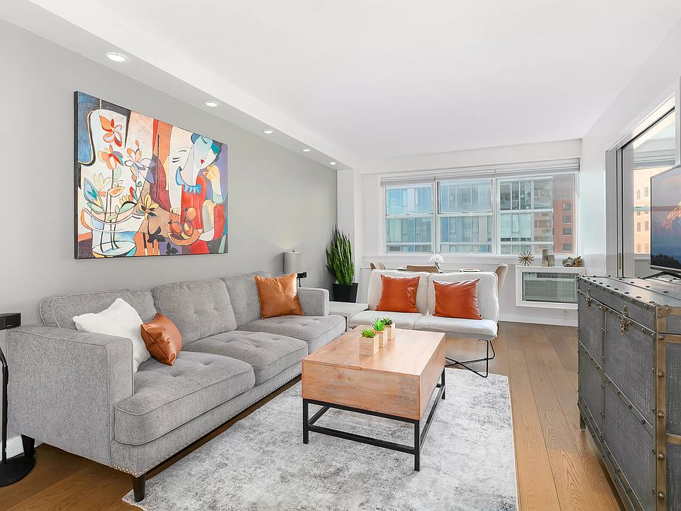 1st image of 111 3rd Ave APT 14B