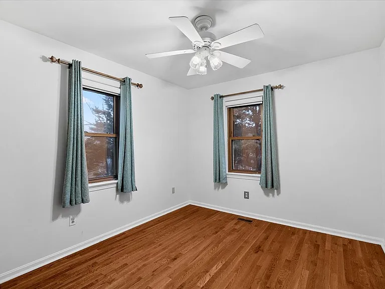 625 N Abingdon St — Photo 9