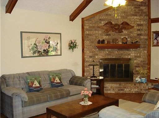 4th image of 156 Lake D Este Dr