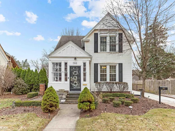 261 Jones St, Mount Clemens, MI 48043