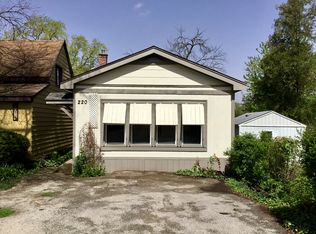 220 N River Rd, Fox River Grove, IL 60021