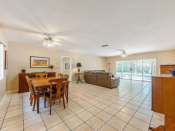Dining/Living area