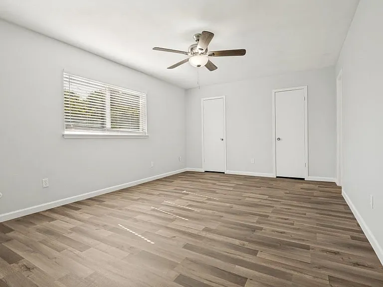 1149 Meadow Creek Ct — Photo 5