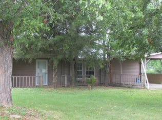 110 Hickman Rd, Raleigh, IL 62977