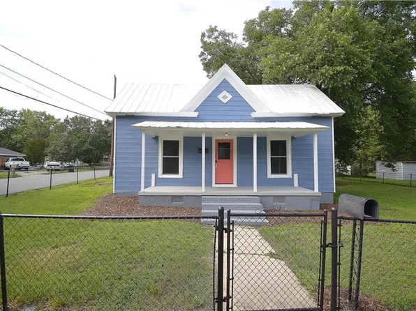 1019 Attica St, Burlington, NC 27217