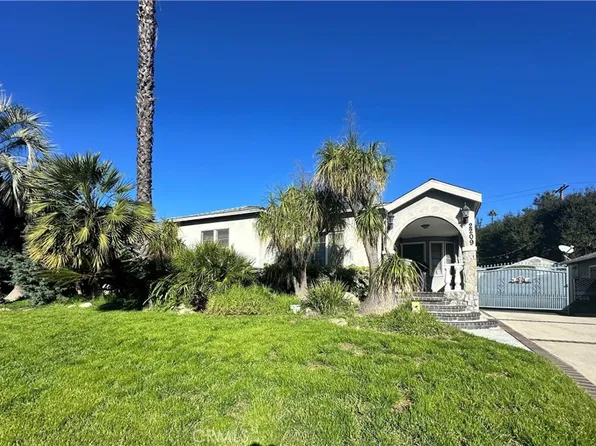 2209 Queensberry Rd, Pasadena, CA 91104