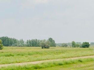 198 NW 130th St, Aberdeen, SD 57401