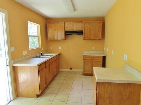 4th image of 109 W Evans Ave
