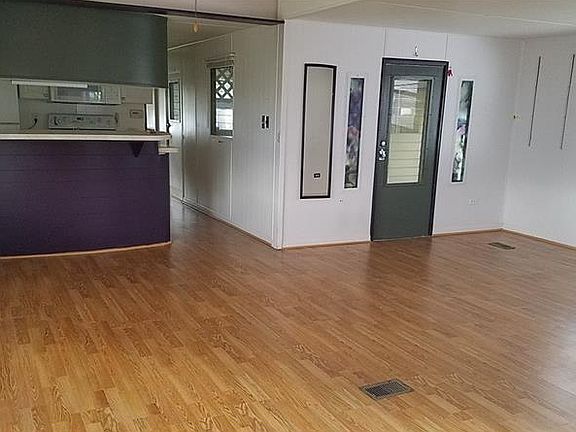 3rd image of 5004 Winged Foot Ave