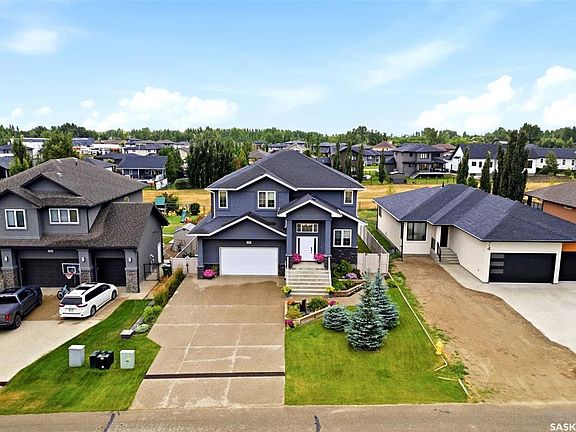 5th image of 76 Emerald RIDGE E